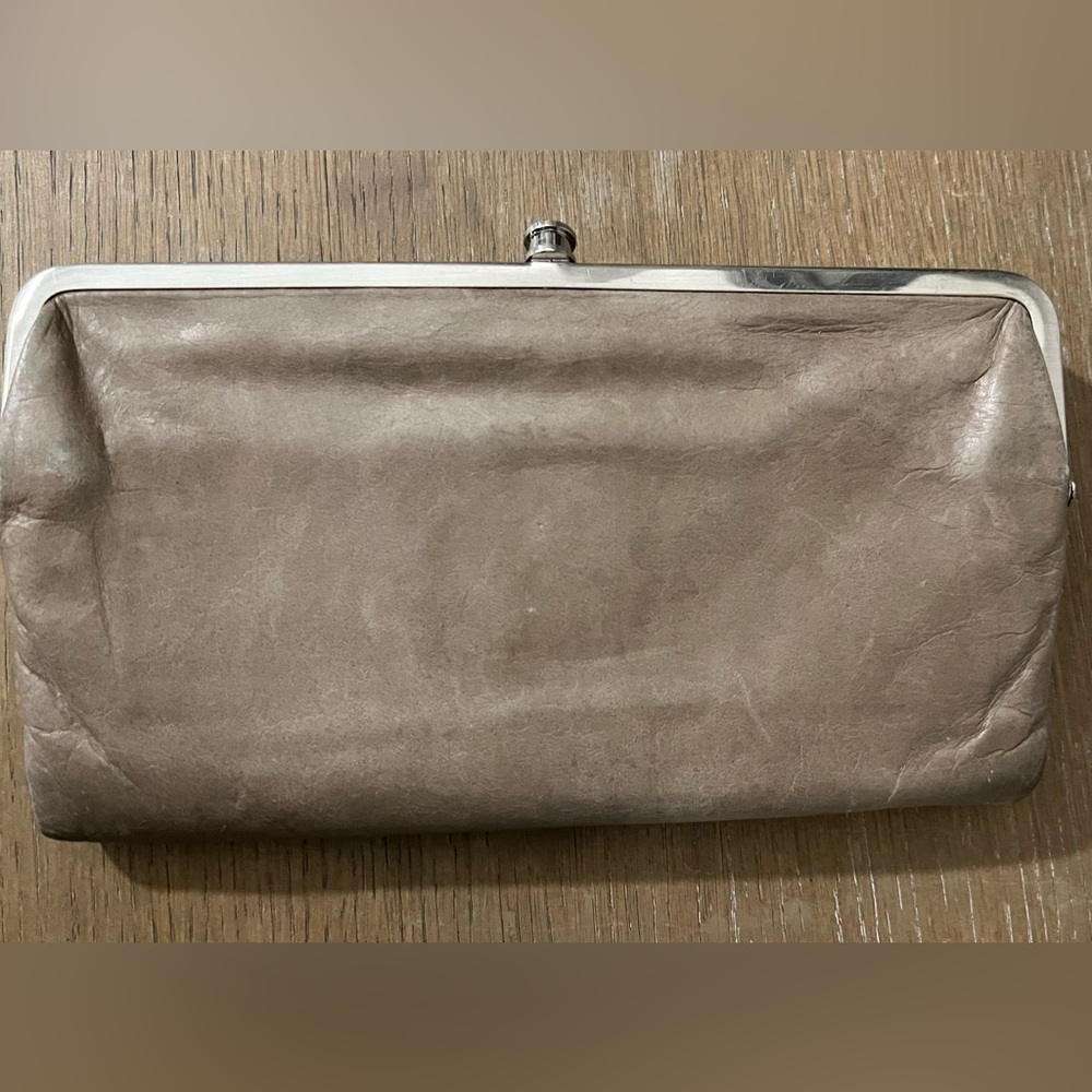Hobo Clutch Wallet in Driftwood Leather